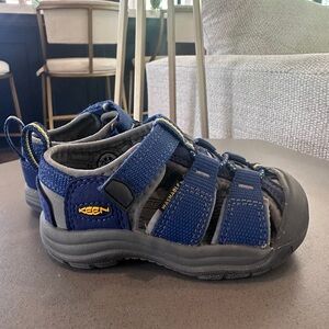 Keen kids Newport H2 water friendly Sports Sandals